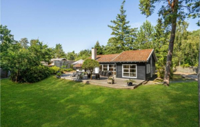 Stunning Home In Væggerløse With Sauna, Bogø By